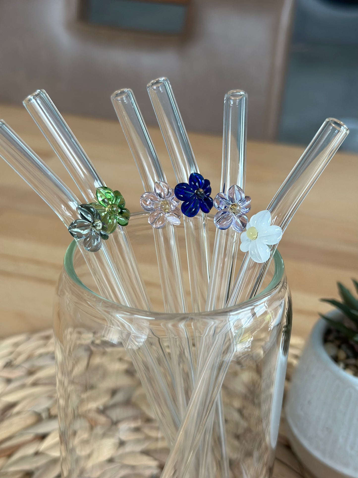 Gänseblümchen-Glasstrohhalm